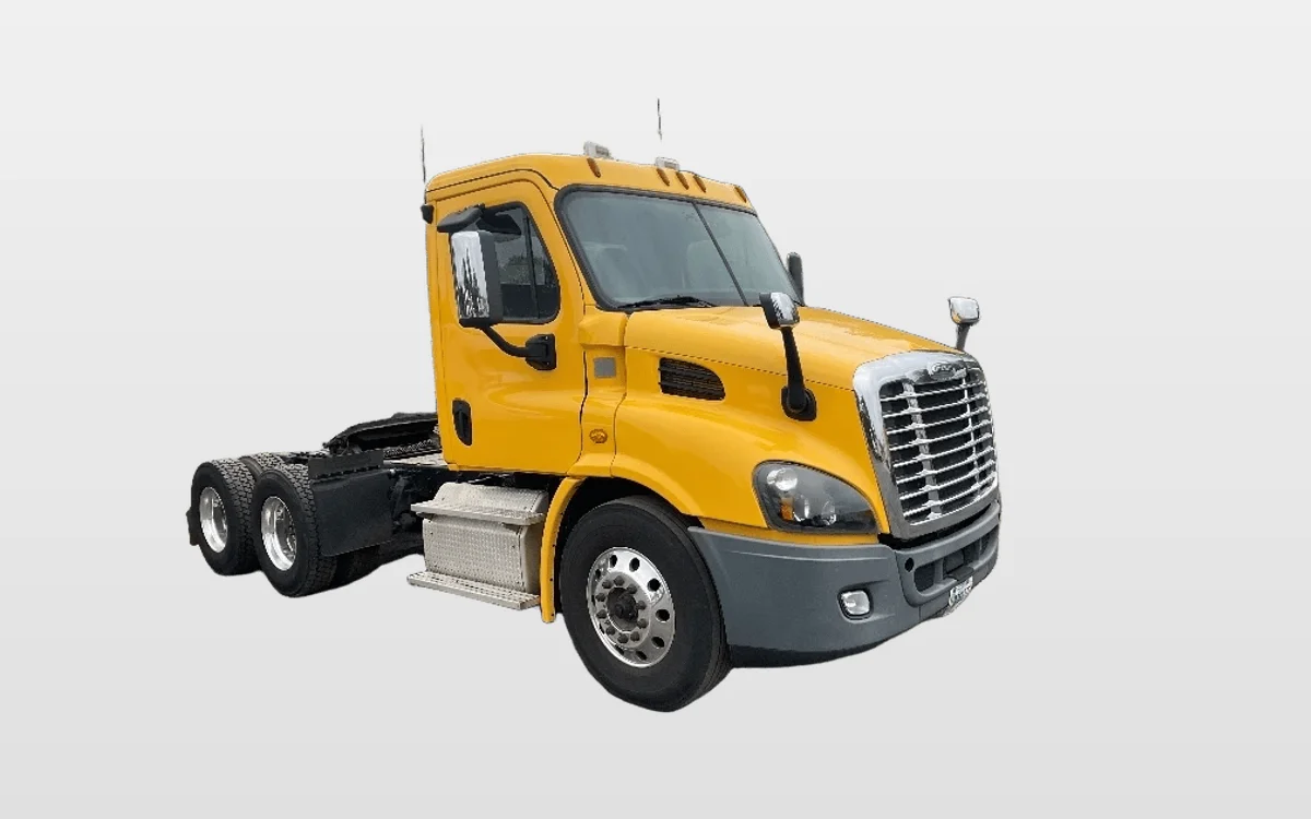 2019 Freightliner - image 1
