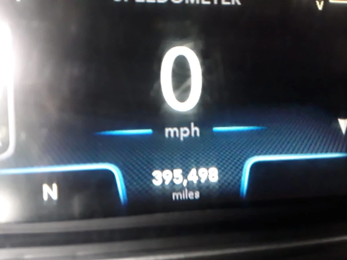 2020 International LT - image 10