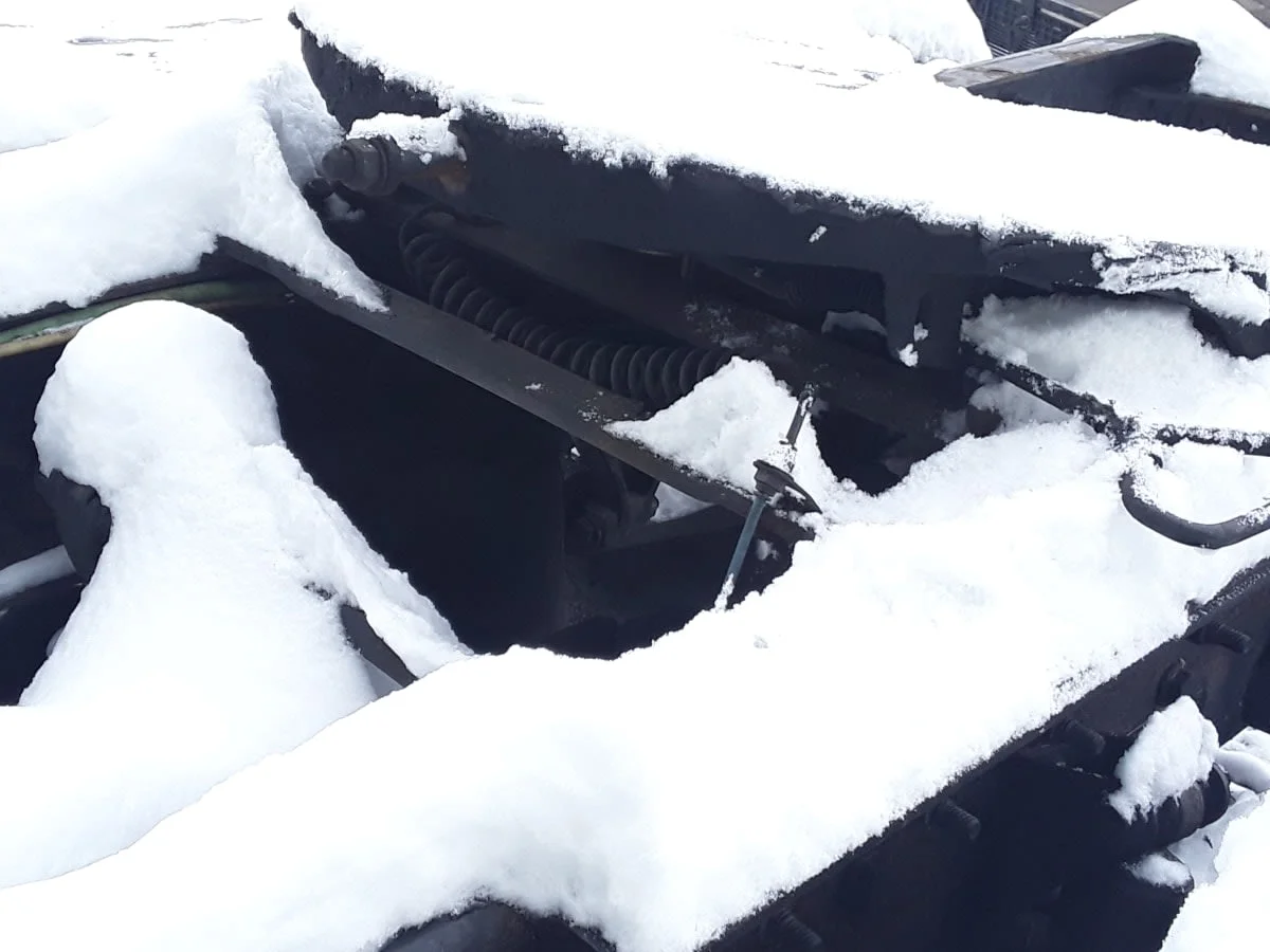 2020 International LT - image 12