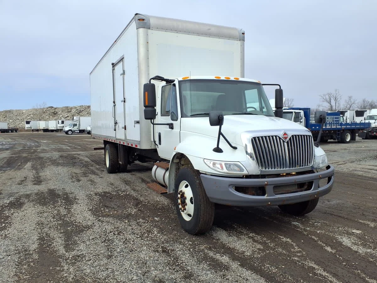 2019 International 4300 - image 3