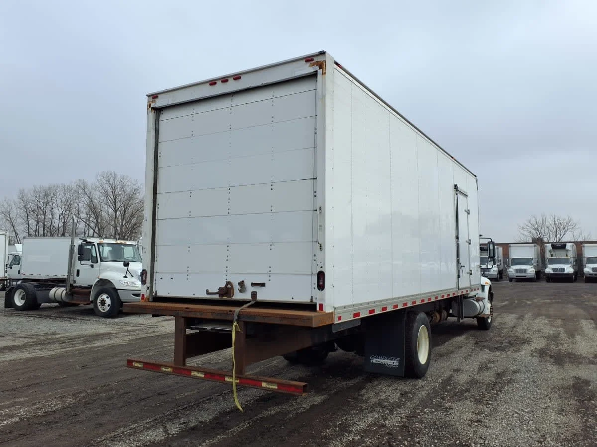 2019 International 4300 in Taylor, MI — photo 4