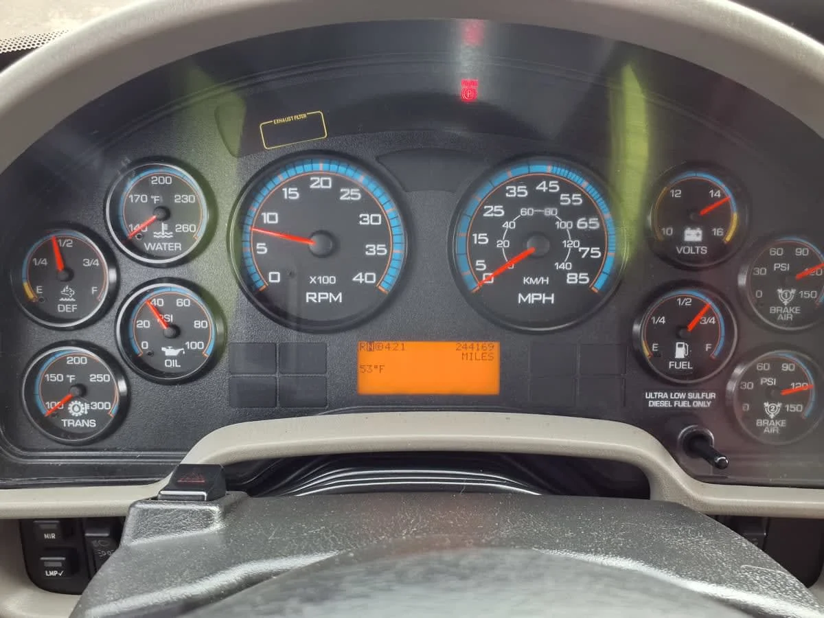2019 International 4300 in Taylor, MI — photo 11