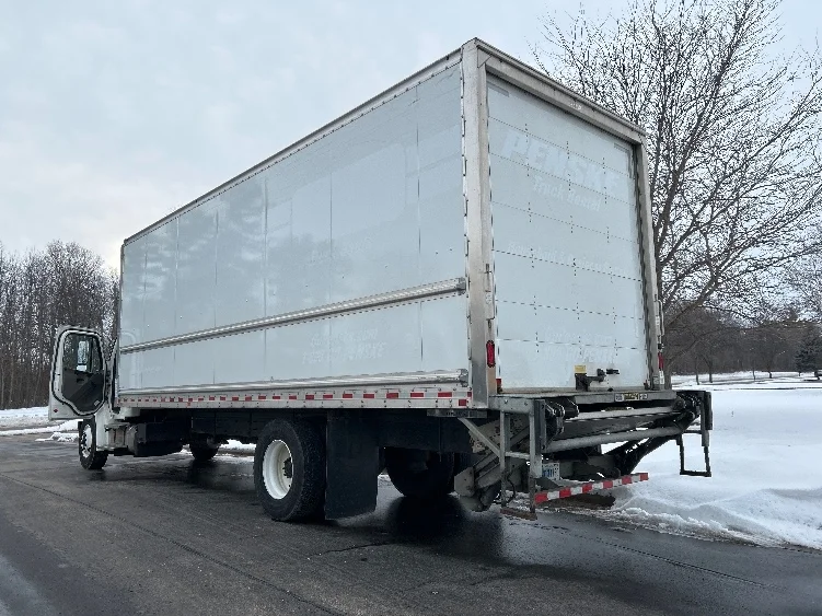 2022 Freightliner M2 106 - image 6