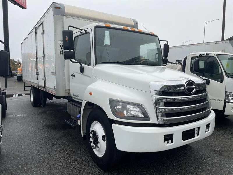 2016 Hino 338