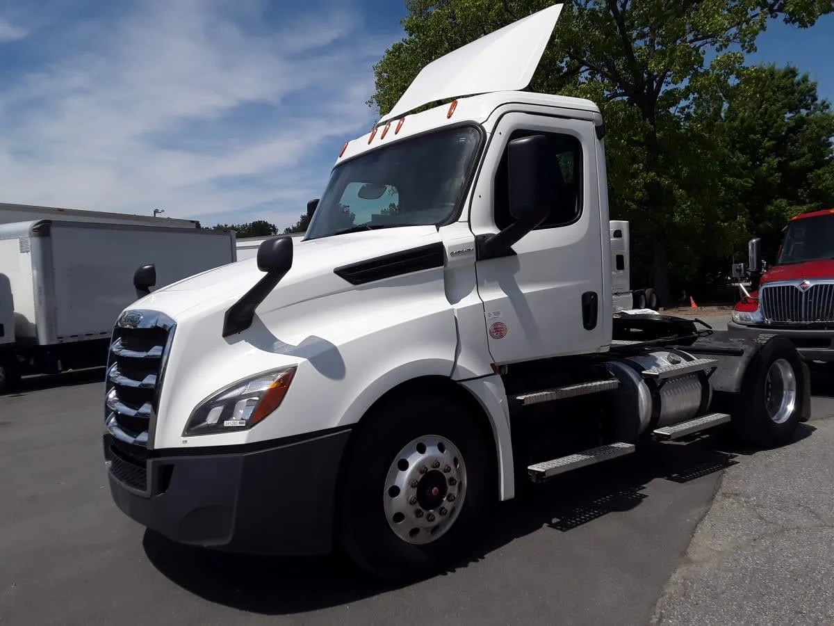 2020 Freightliner Cascadia in Charlotte, NC