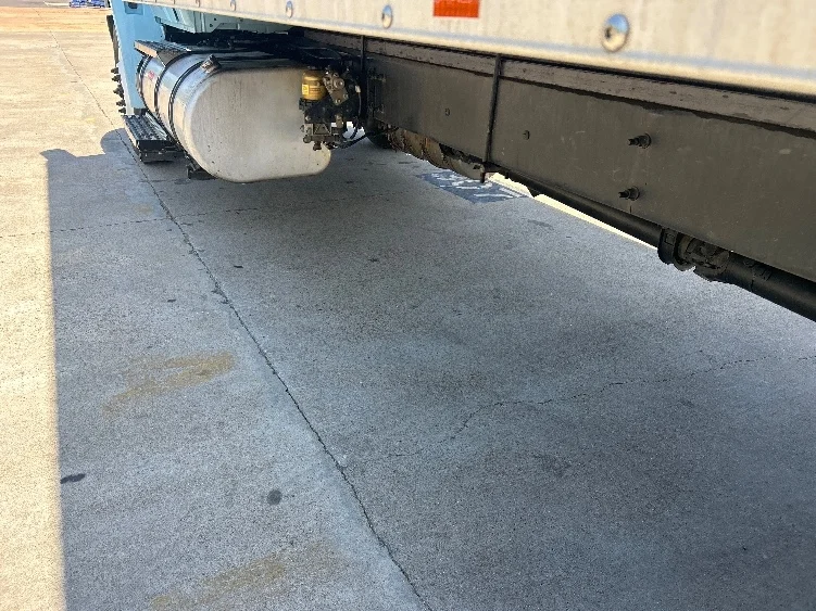 2020 International MV - image 5