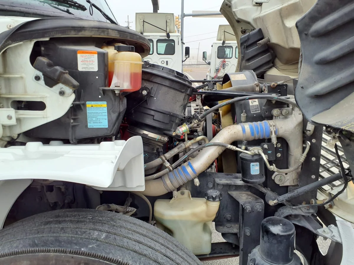 2019 Freightliner M2 106 - image 9