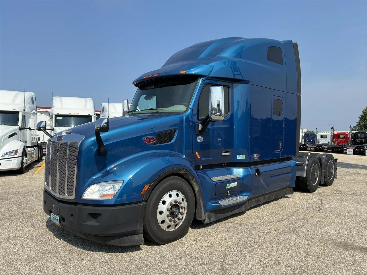 2020 Peterbilt 579 in South St. Paul, MN — photo 12