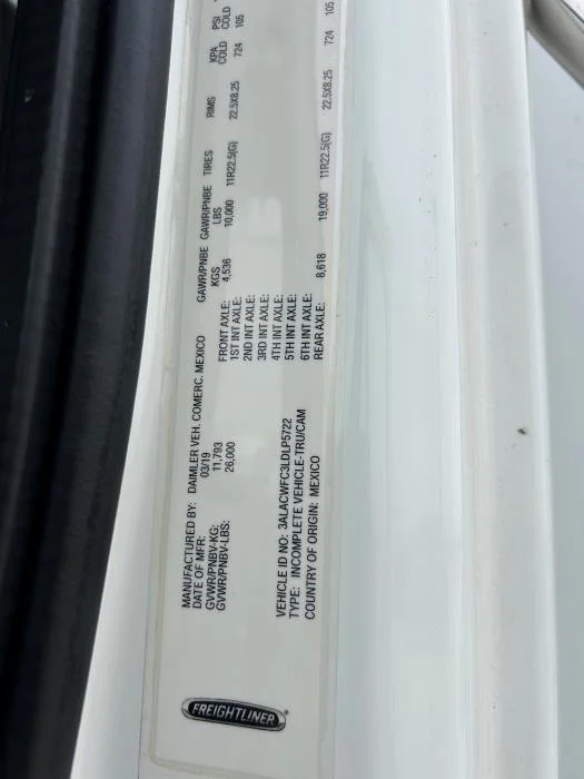 2019 International 4300 - image 17