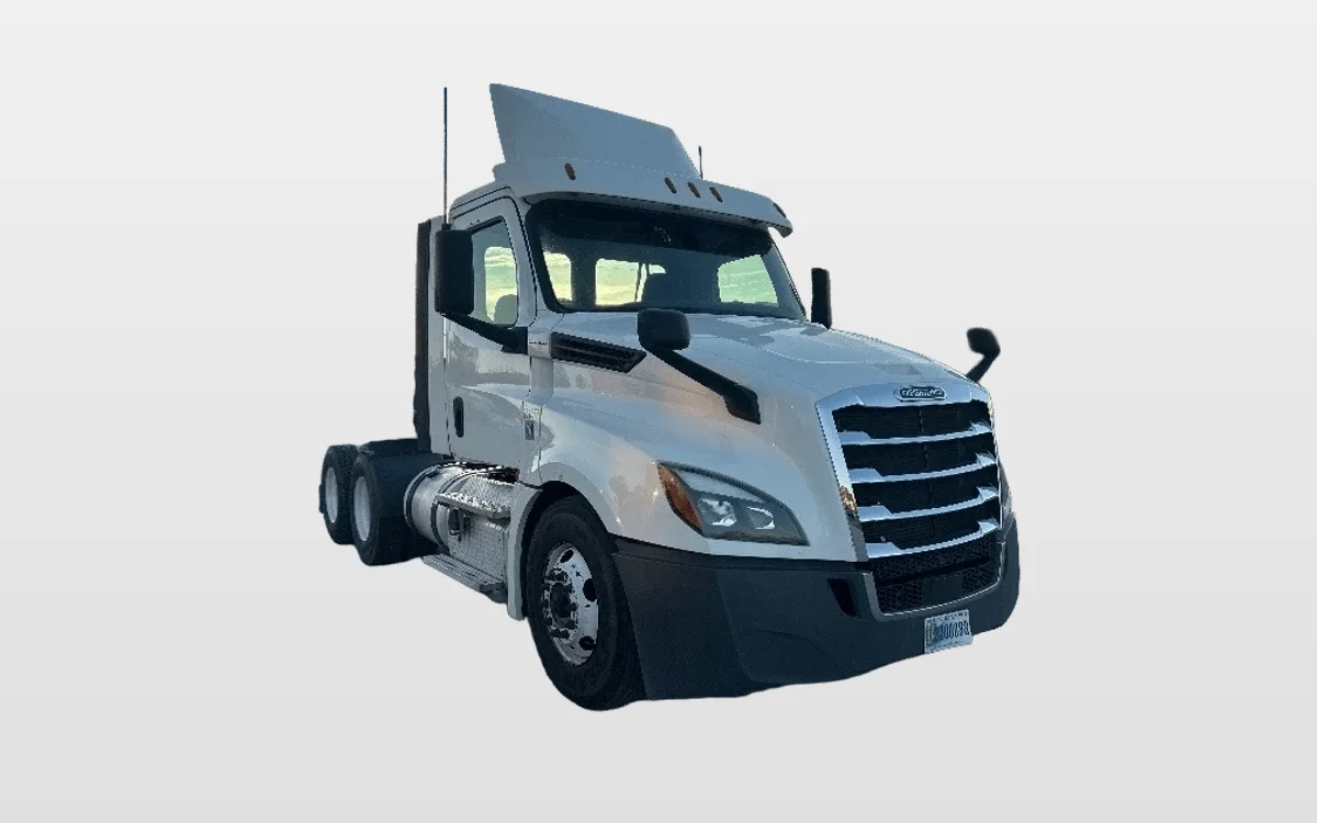 2019 Freightliner - image 1