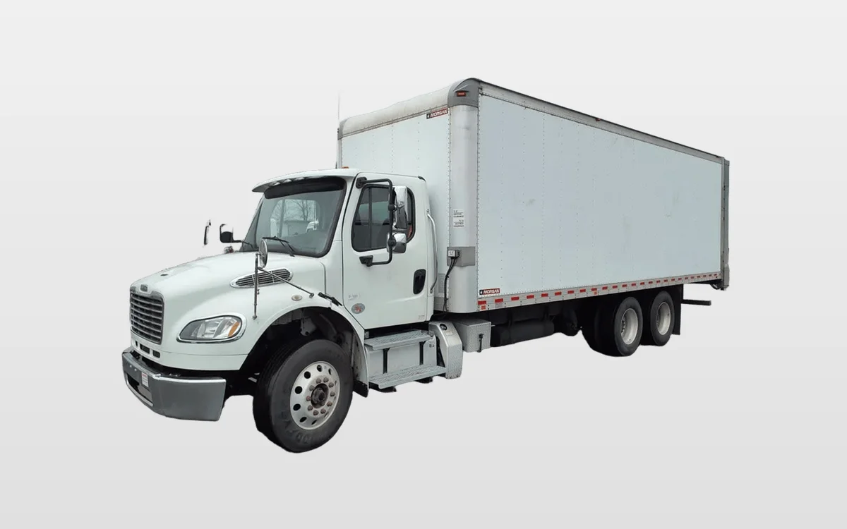2018 Freightliner M2 106 - image 1