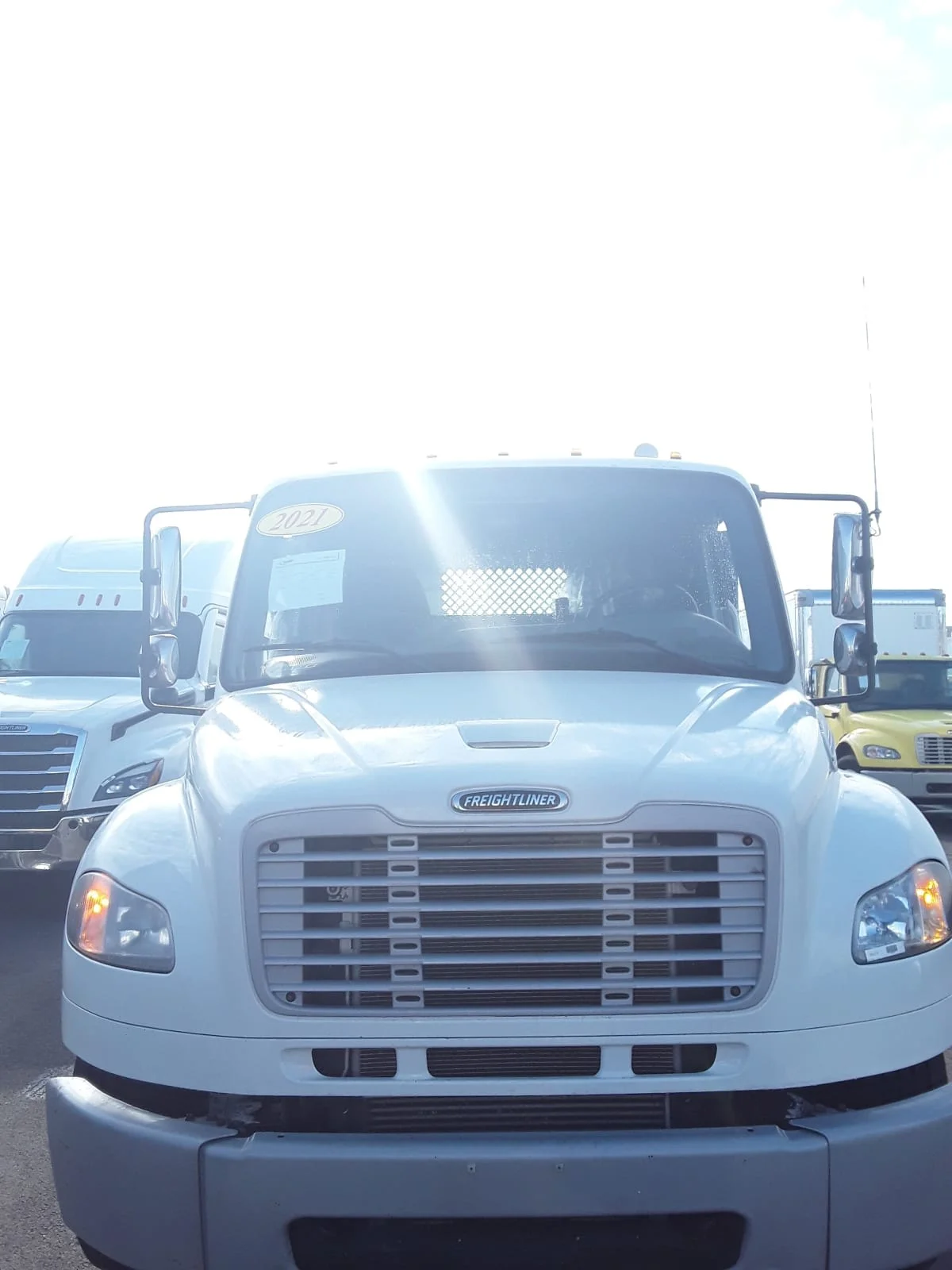 2021 Freightliner M2 106 in Bolingbrook, IL — photo 2
