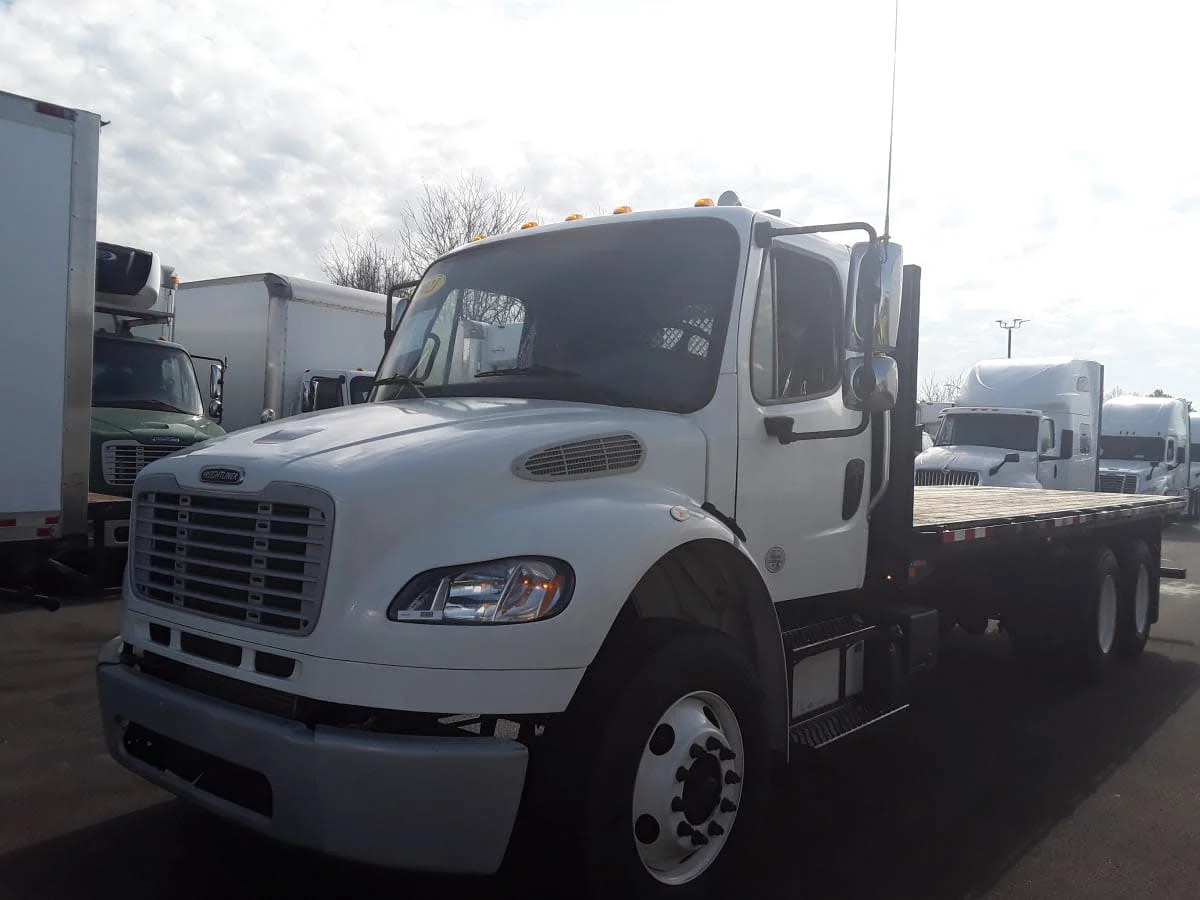2021 Freightliner M2 106 in Bolingbrook, IL