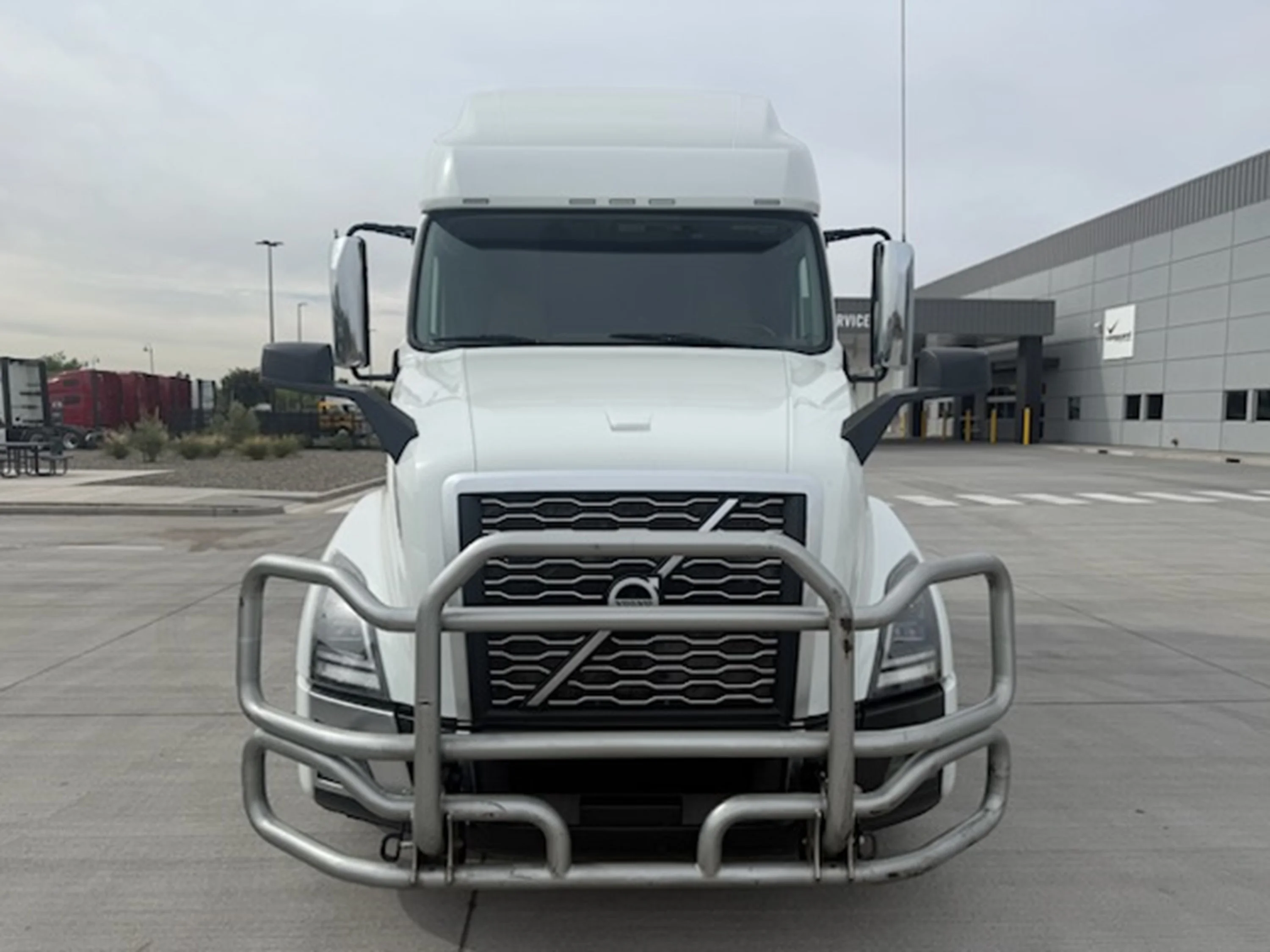2024 Volvo VNL 760 - image 3