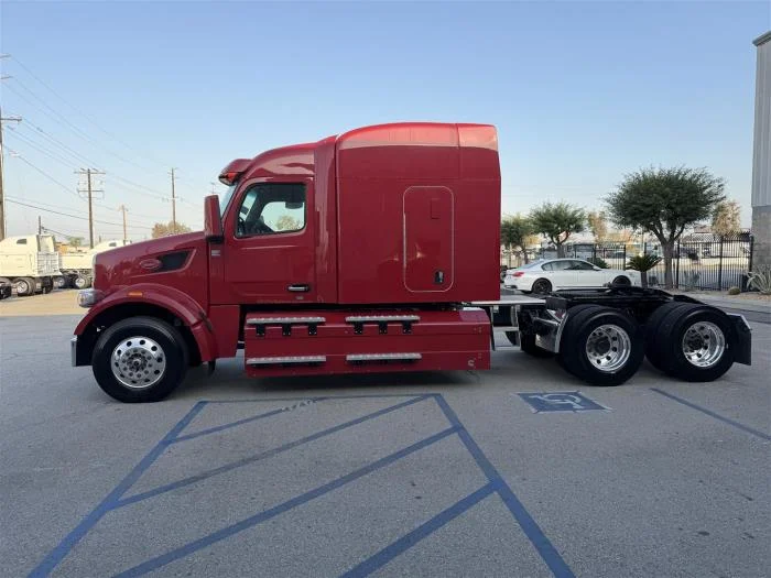 2024 Peterbilt 567 in Los Angeles, CA — photo 9