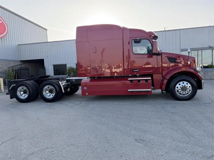 2024 Peterbilt 567 in Los Angeles, CA — photo 5