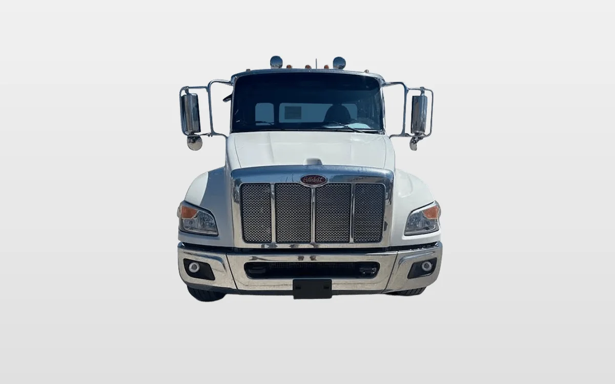 2025 Peterbilt 536 - image 1