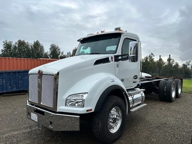 2025 Kenworth T800 in Anderson, CA