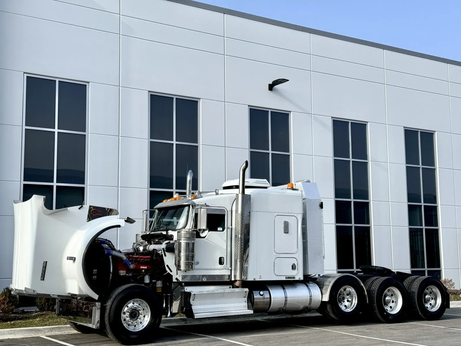 2011 Kenworth W900 - image 10