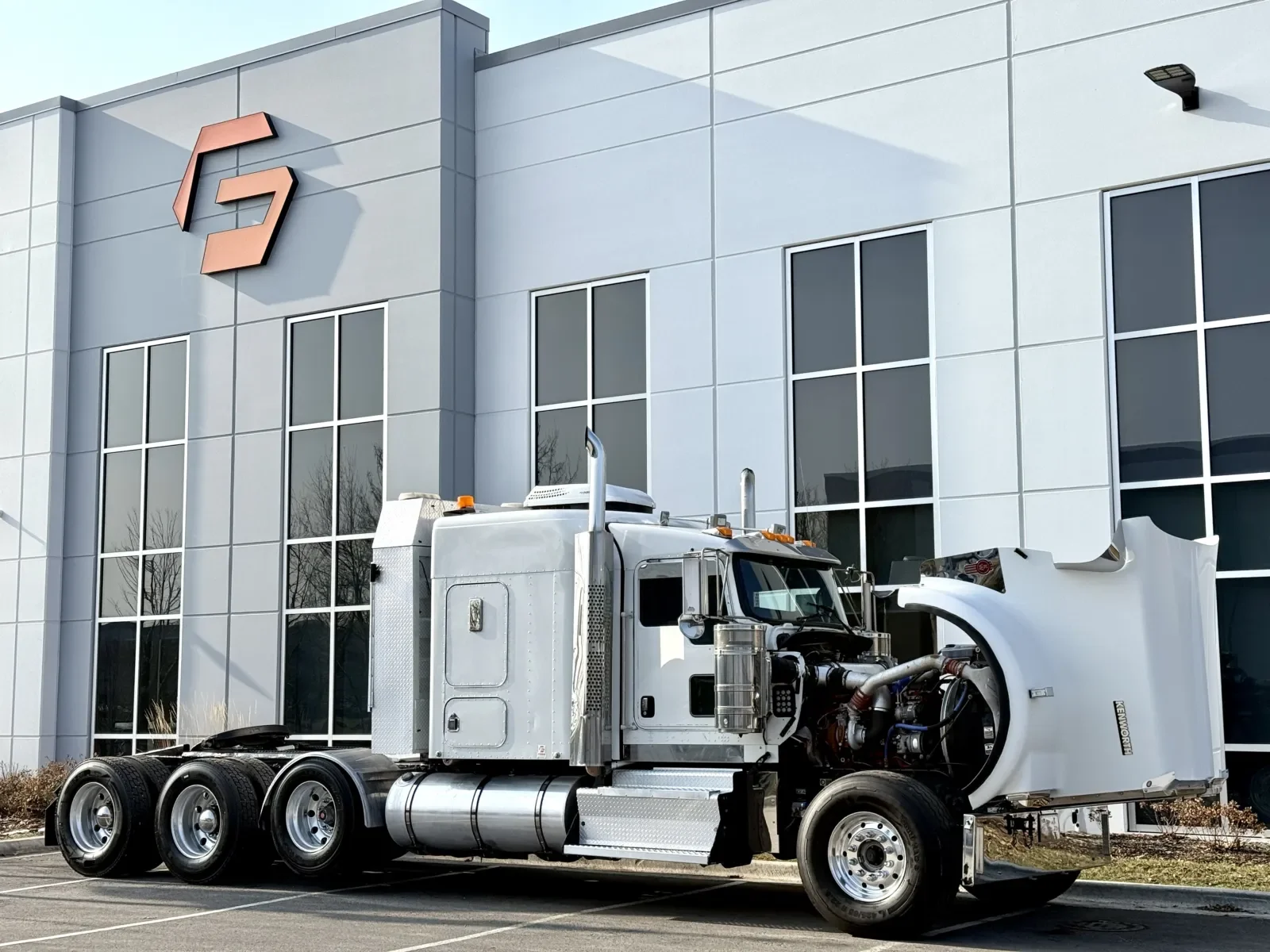 2011 Kenworth W900 in New Lenox, IL — photo 9