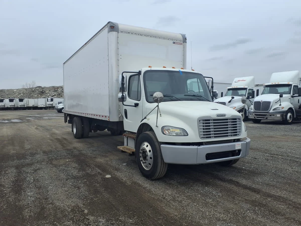 2019 Freightliner M2 106 - image 3