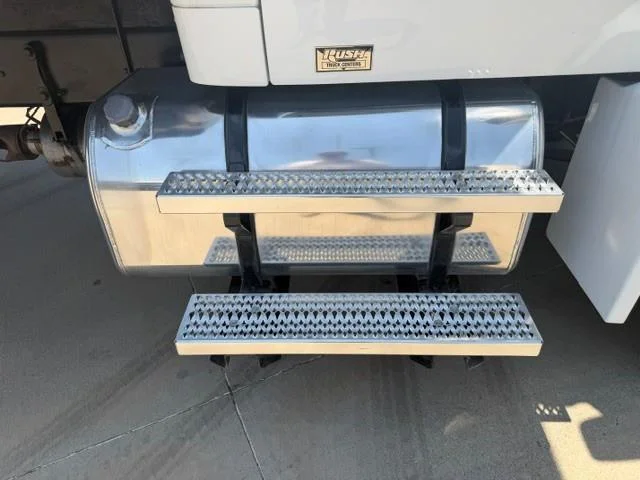 2024 Kenworth T280 — photo 21