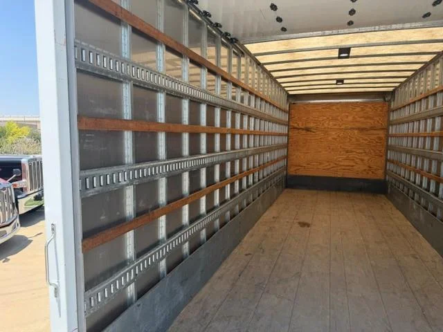 2024 Kenworth T280 — photo 45