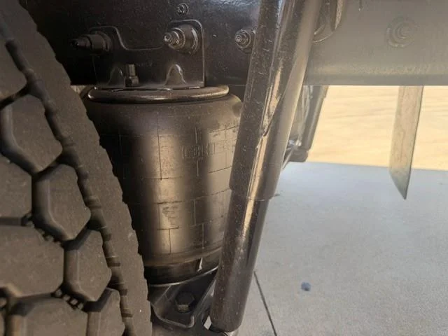 2024 Kenworth T280 — photo 26