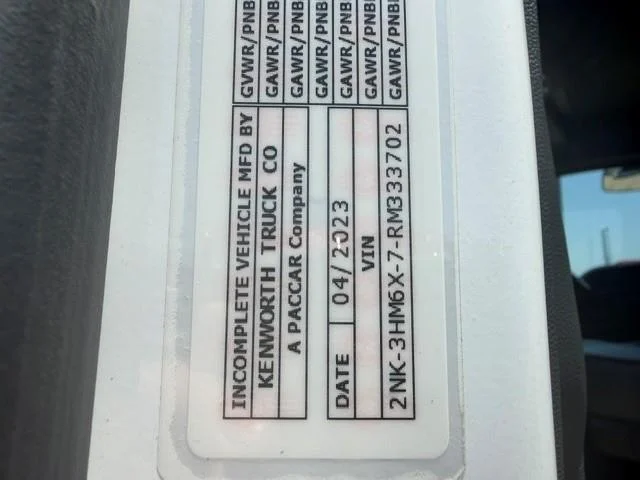 2024 Kenworth T280 — photo 17