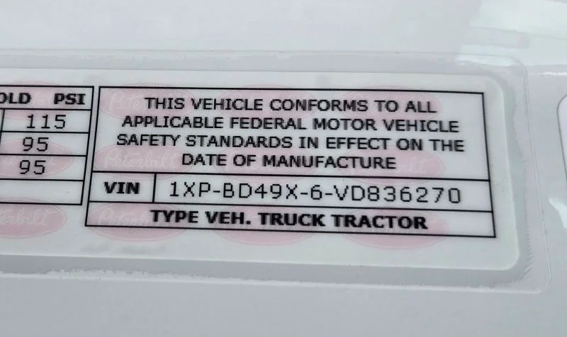 2027 Peterbilt 579 in Fort Lauderdale, FL — photo 5