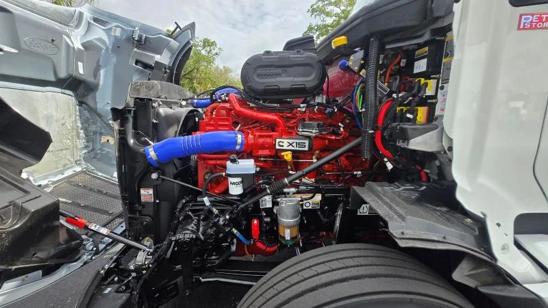 2027 Peterbilt 579 in Fort Lauderdale, FL — photo 9