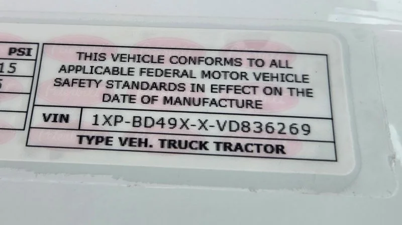 2027 Peterbilt 579 in Fort Lauderdale, FL — photo 10