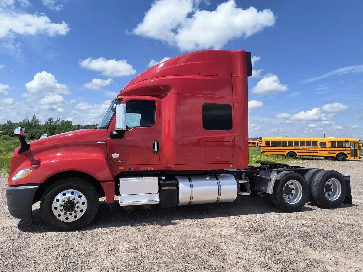 2021 International LT