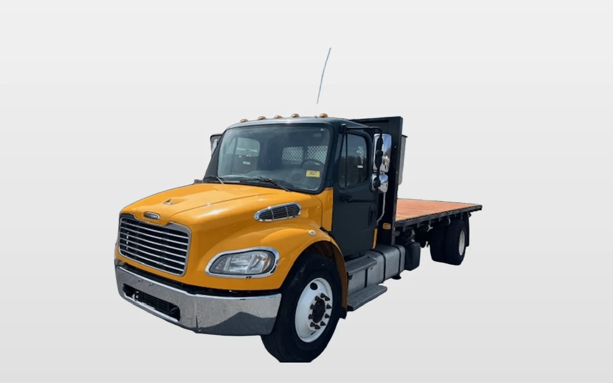 2017 Freightliner M2 106 - image 1