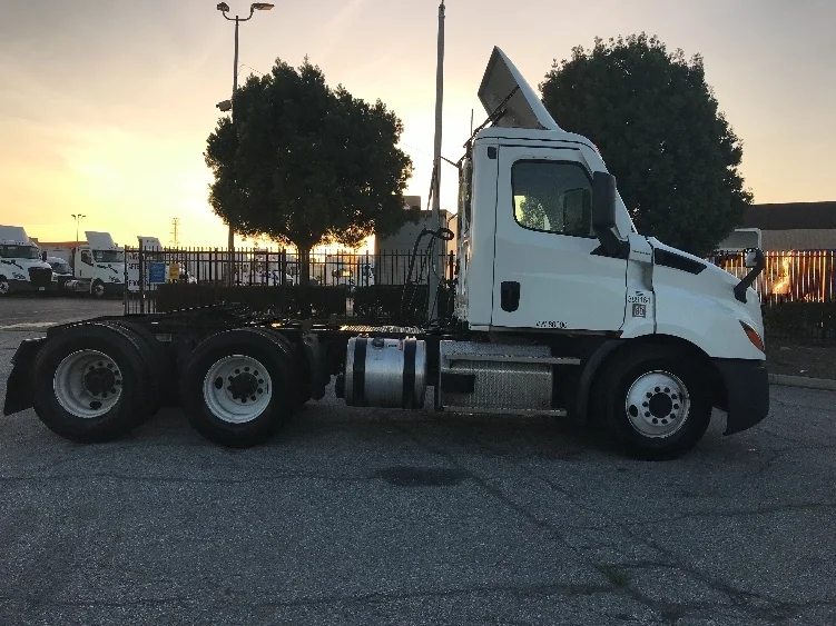 2021 Freightliner in Torrance, CA — photo 8