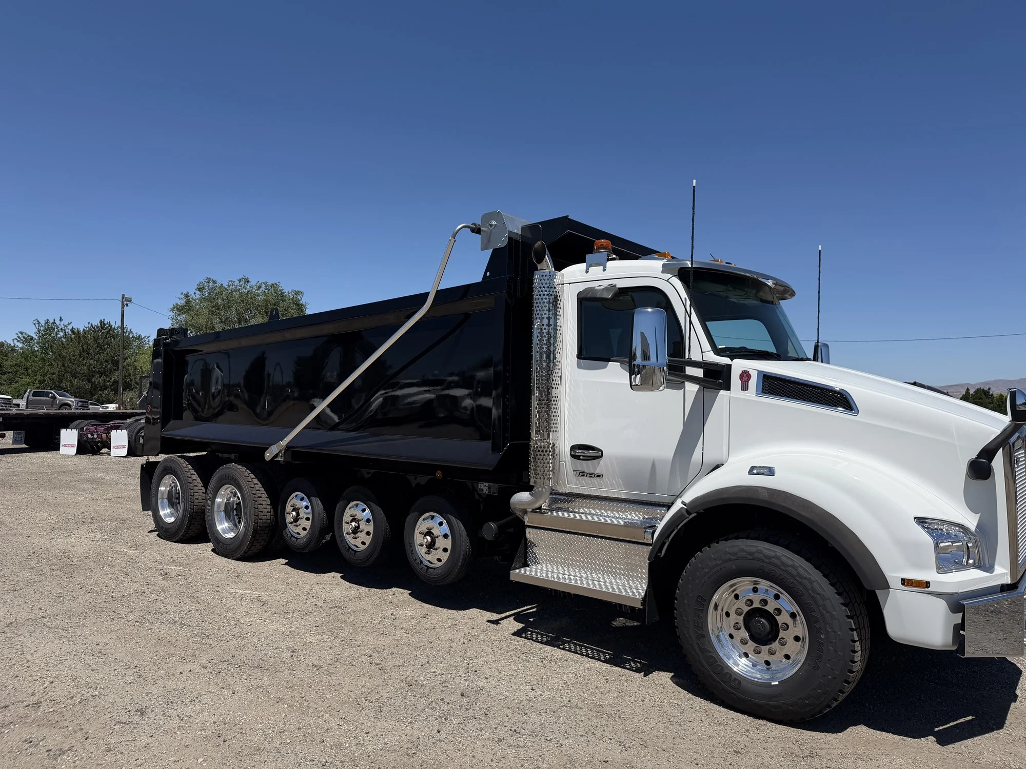 2025 Kenworth T880 in Boise, ID — photo 5