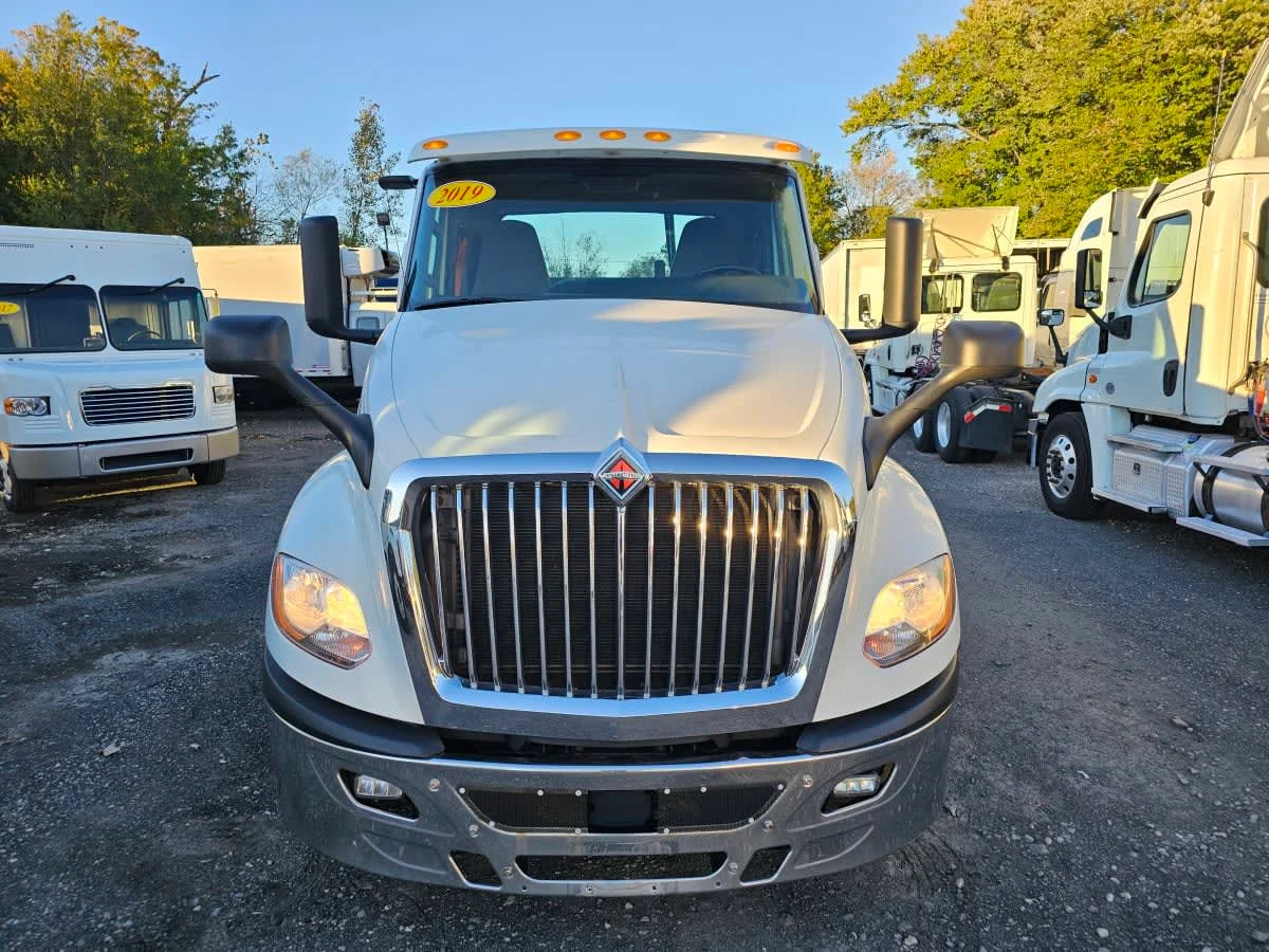 2019 International LT in Bensalem, PA — photo 2