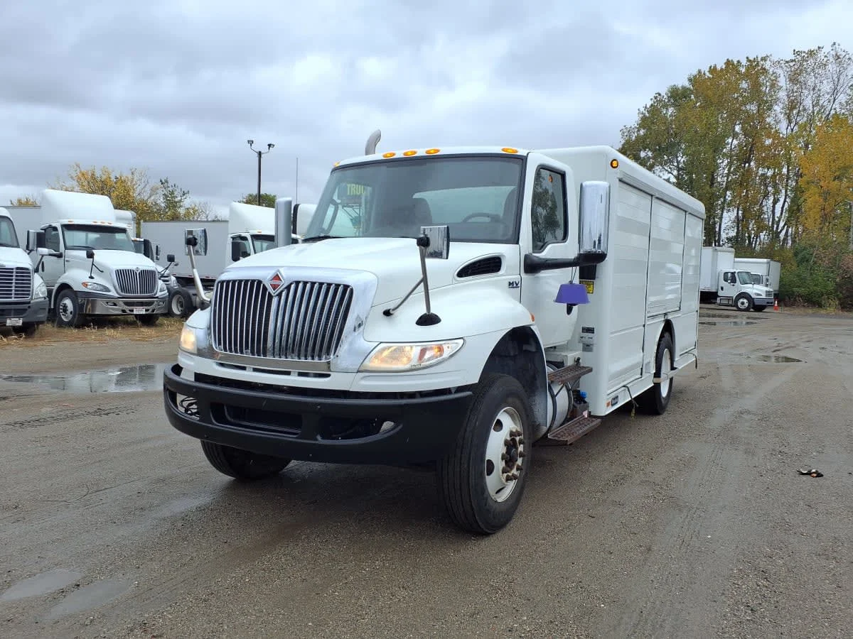 2020 International MV in Taylor, MI — photo 3