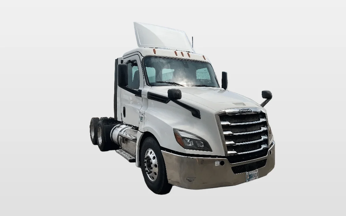 2019 Freightliner - image 1