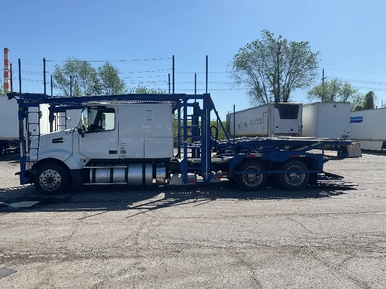 2020 Volvo in Kansas City, MO — photo 4