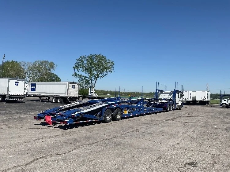 2020 Volvo in Kansas City, MO — photo 7