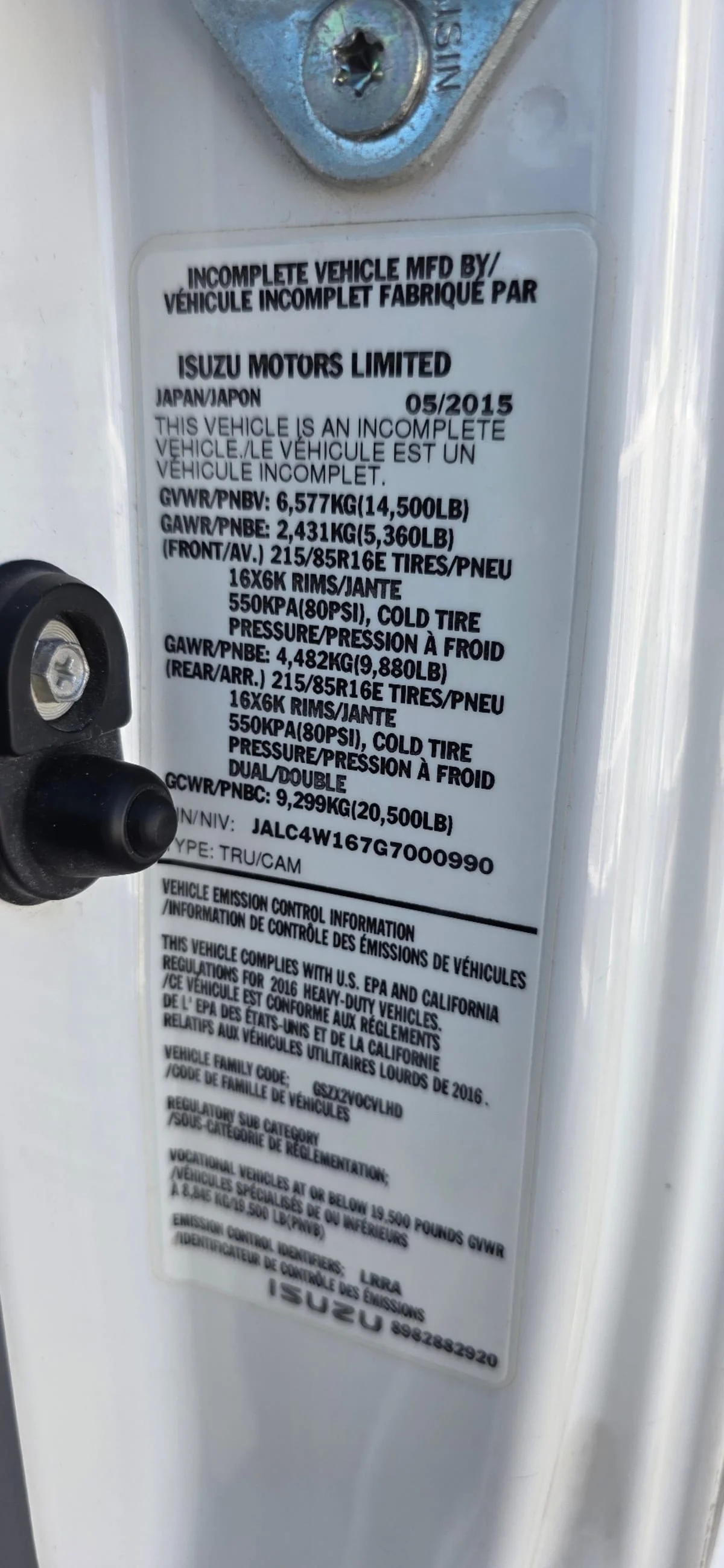 2016 Isuzu NPR - image 13