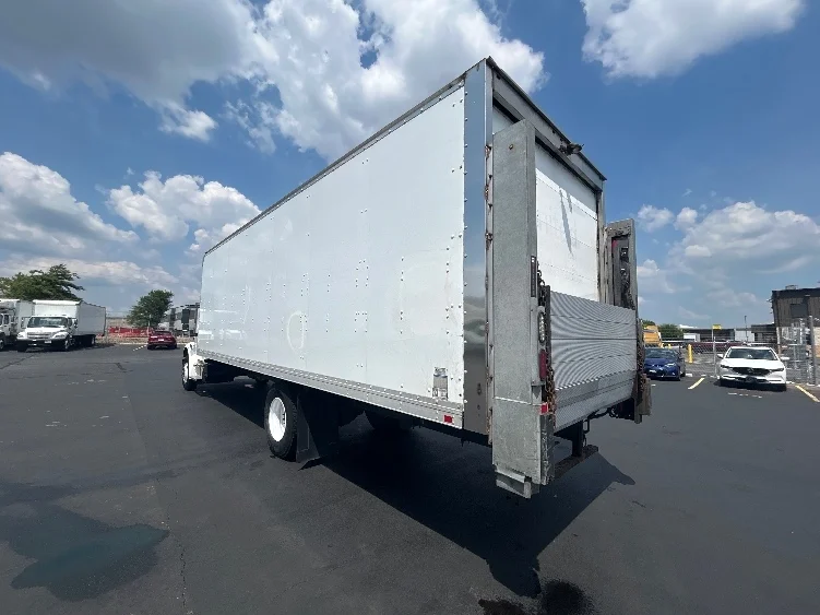 2022 Freightliner eM2 in Indianapolis, IN — photo 6