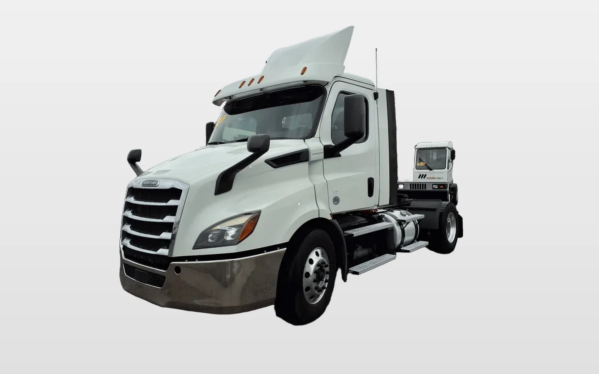 2020 Freightliner - image 1