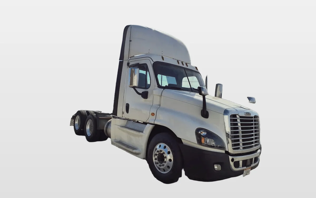 2019 Freightliner - image 1