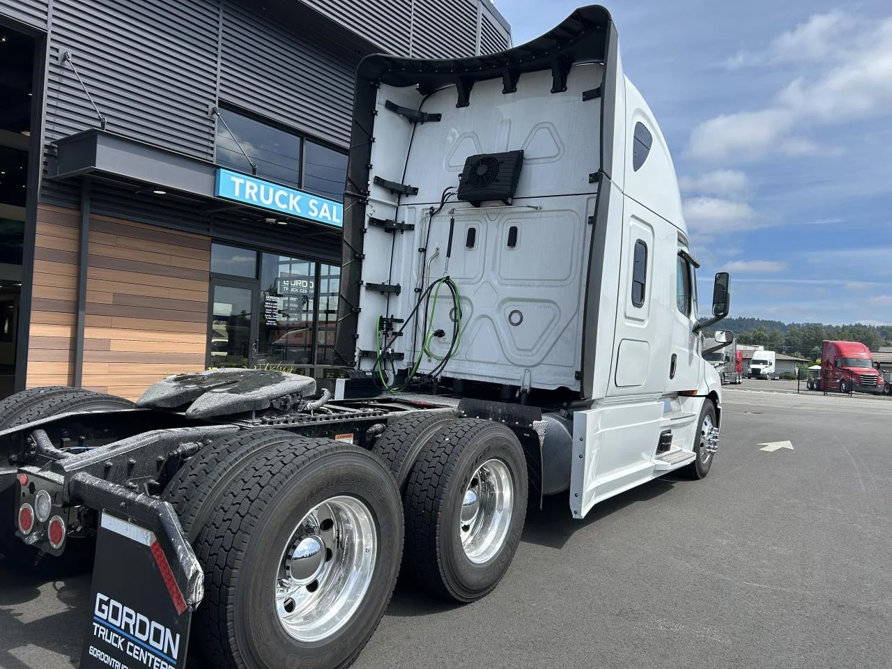2027 Freightliner Cascadia in Nampa, ID — photo 5