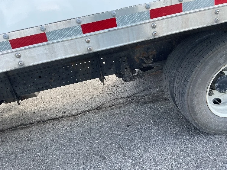 2020 Isuzu NPR - image 5