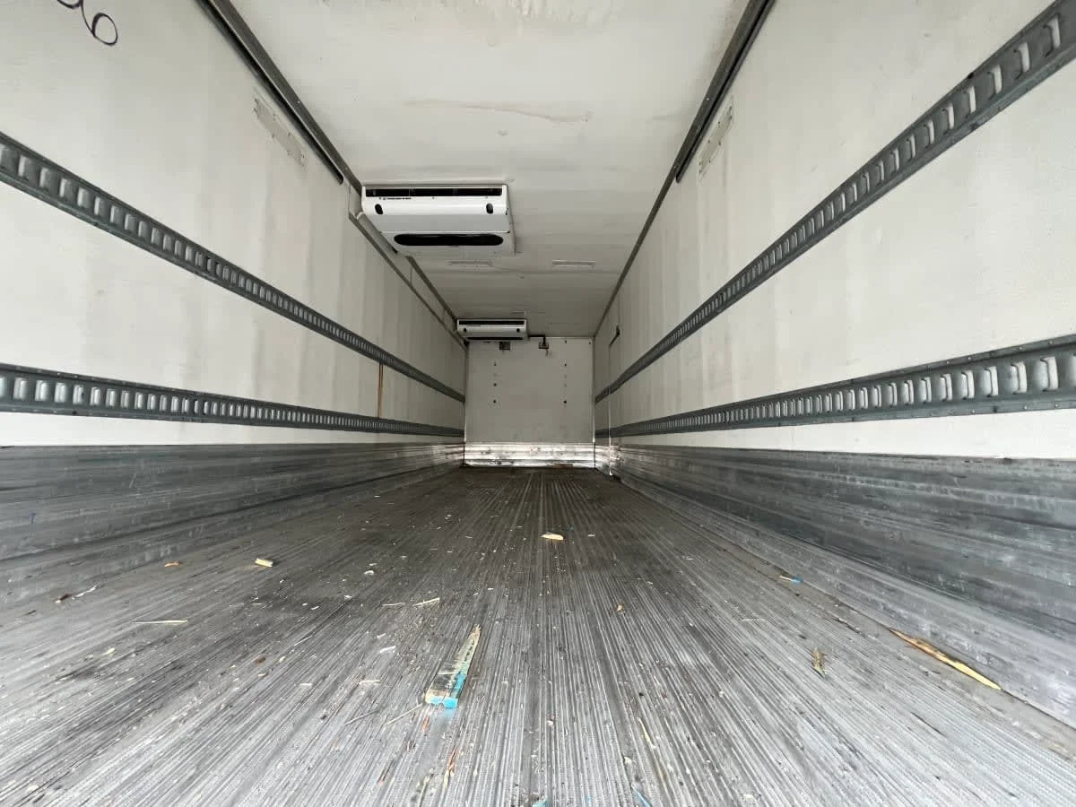 2019 Freightliner M2 106 - image 9