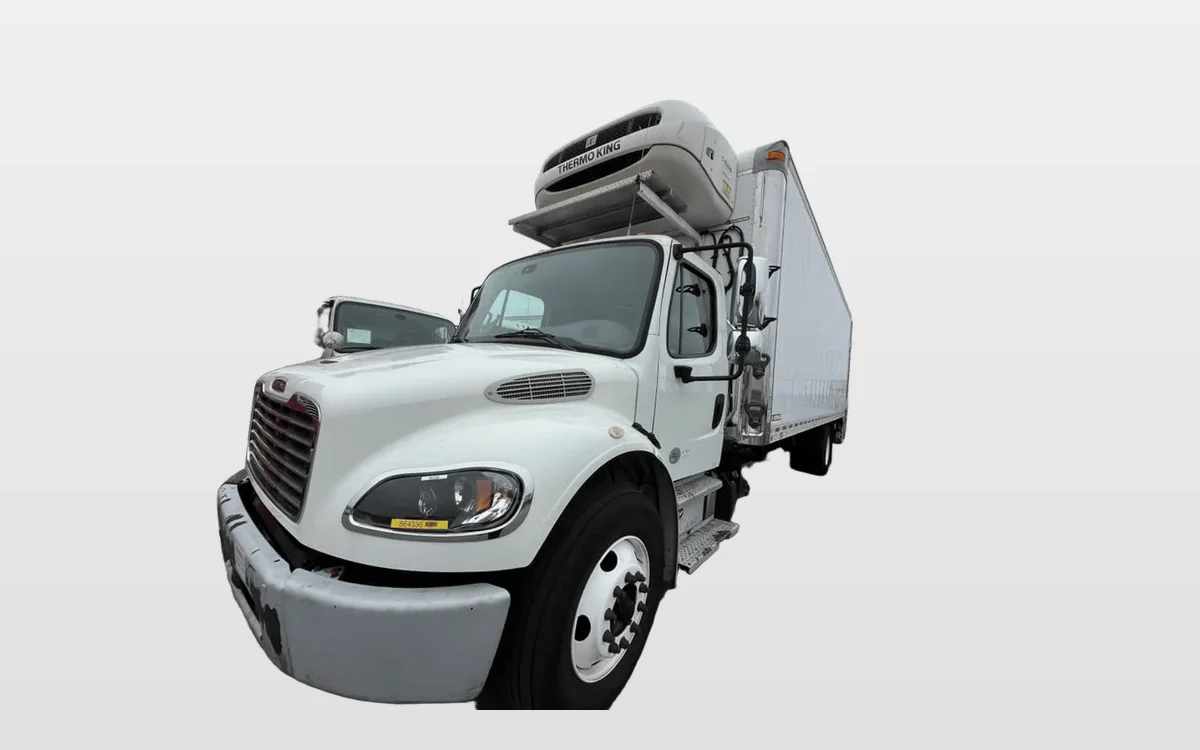 2019 Freightliner M2 106 - image 1