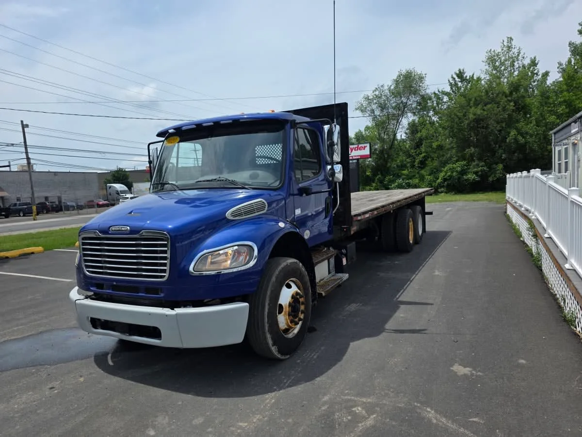 2020 Freightliner M2 106